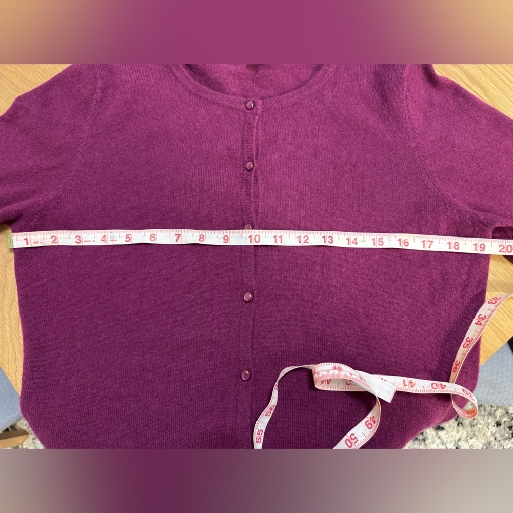 Garnet Hill 100% Cashmere Ruffle Hem Cardigan Sweater Burgundy Women’s Size L - Picture 10 of 10